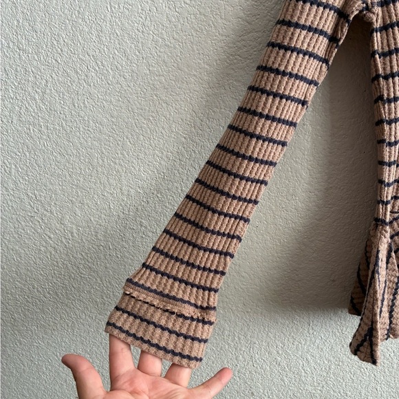 We The Free Auntie Em Brown and Black Striped Fringe Neck Peplum Sweater Top S - Picture 6 of 10